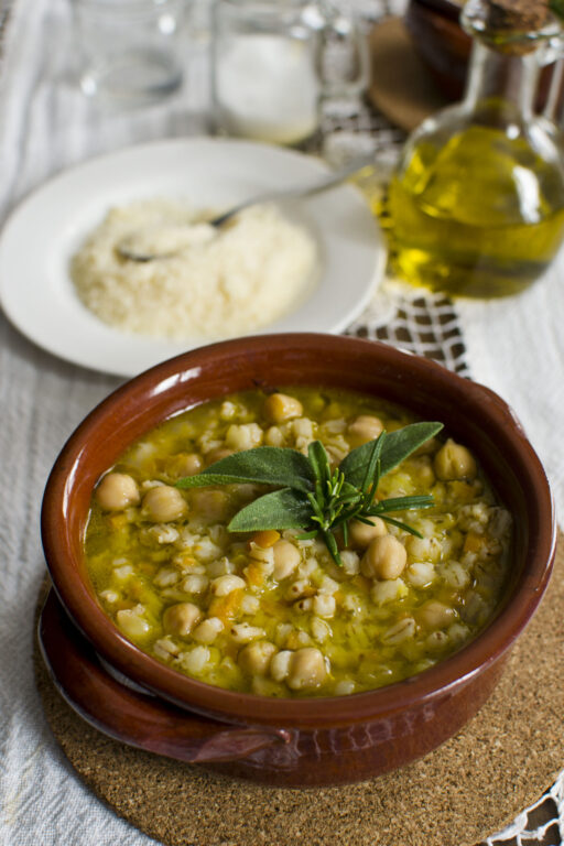 MINESTRA DI ORZO E CECI